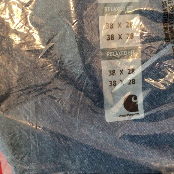 Carhartt brand new in pack with tags. Relaxed fit jeans - Picture 2 of 2